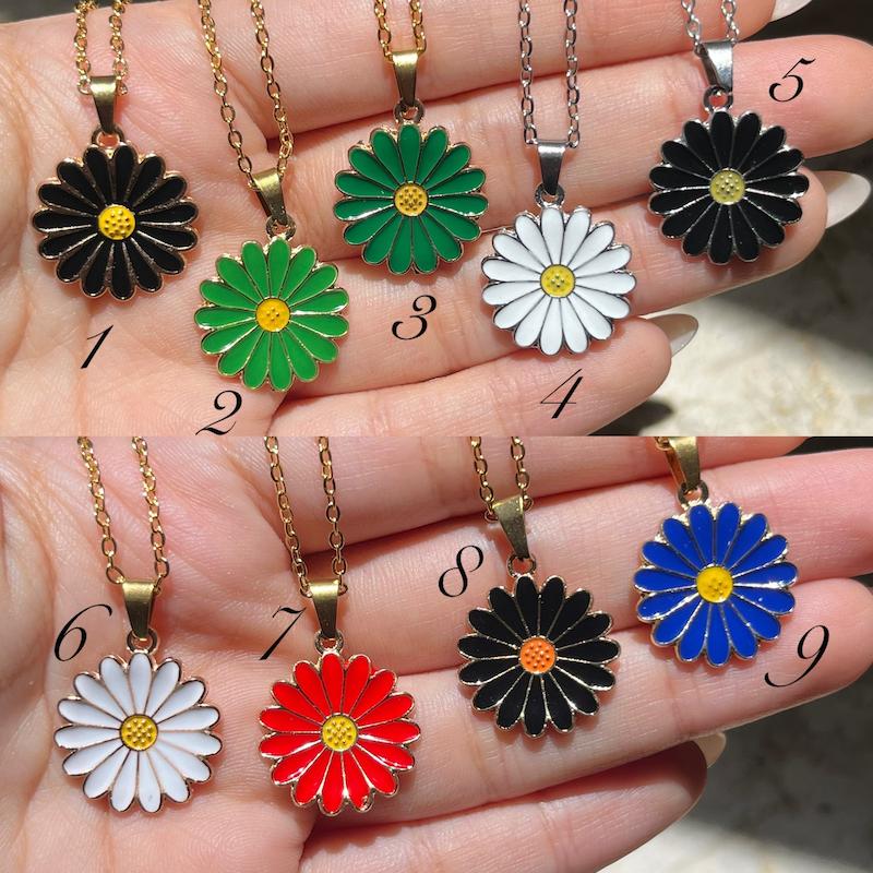 آویز گل بابونه