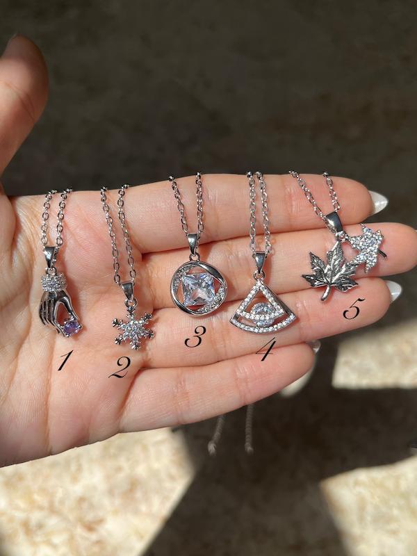 آویز سوارسکی