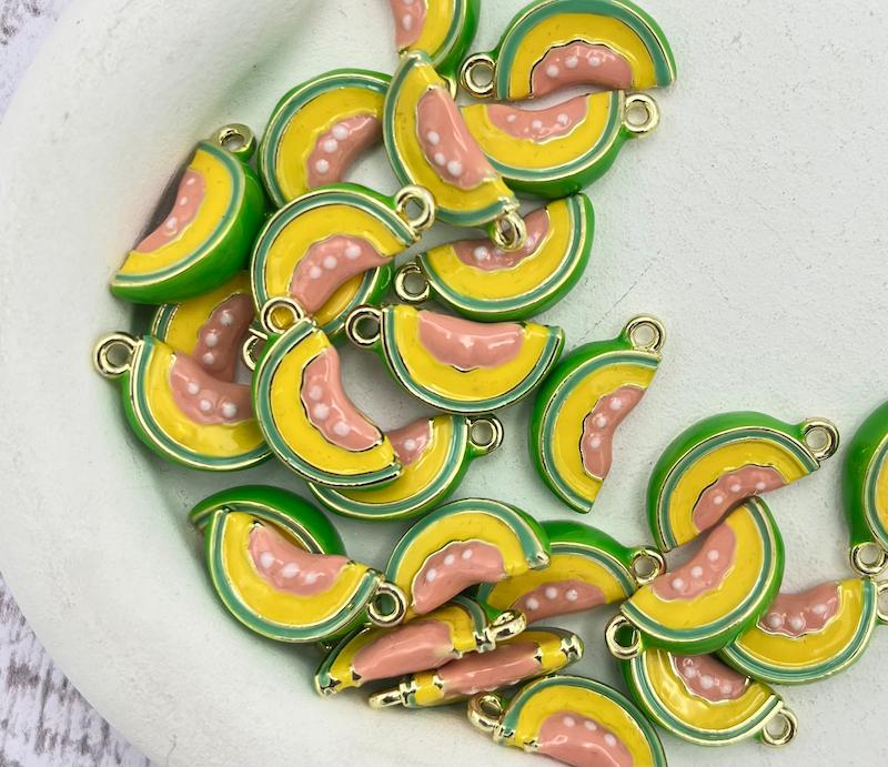 آویز ملون