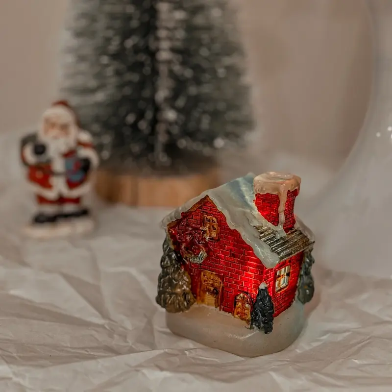 کلبه دکوری چراغدار کوچک وارداتی