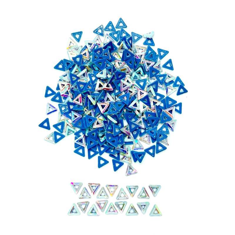 نگین مثلثی(تو خالی)