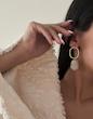 گوشواره حلقه صدفی