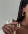 گوشواره حلقه ای مستطیل شیشه ای شفاف