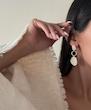 گوشواره آویز صدف هفت رنگ