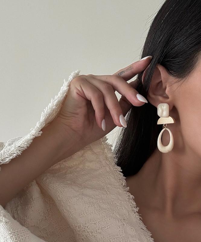گوشواره آویز رزین و چوبی