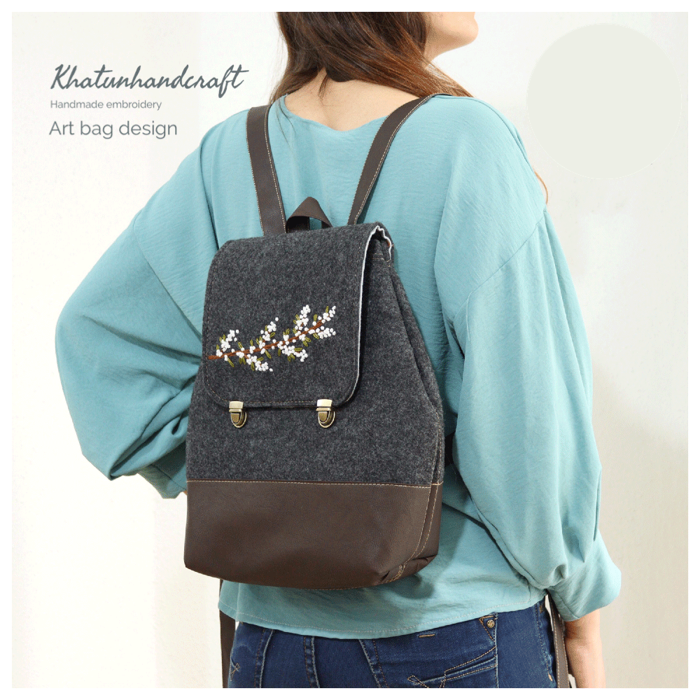 کوله‌پشتی دکمه‌خور گلدوزی شکوفه