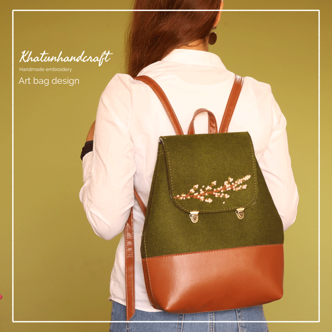 کوله‌پشتی دکمه‌خور گلدوزی شکوفه