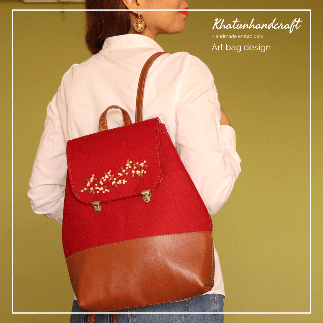 کوله‌پشتی دکمه‌خور گلدوزی شکوفه