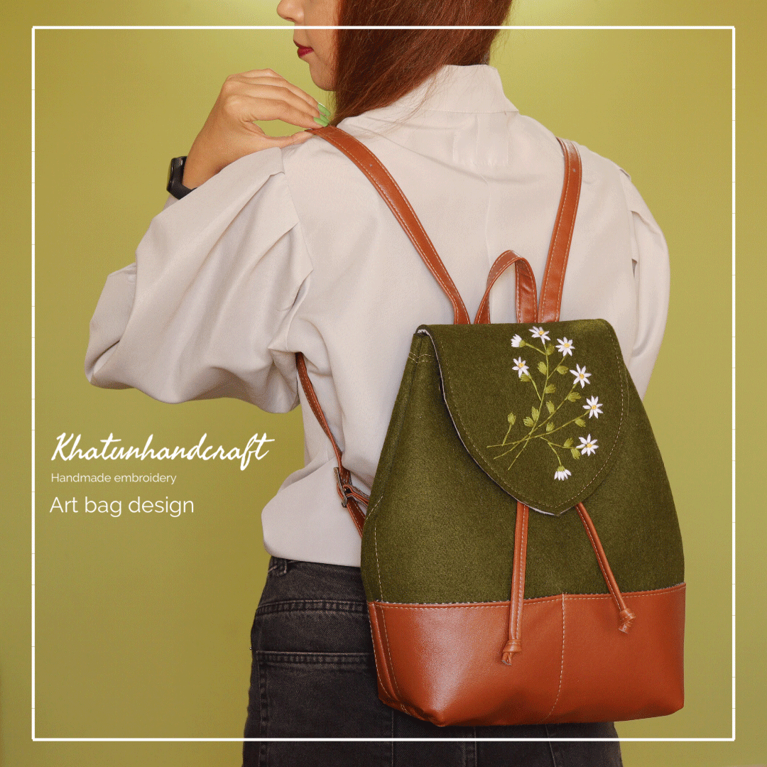 کوله‌پشتی آهنربایی گلدوزی بابونه