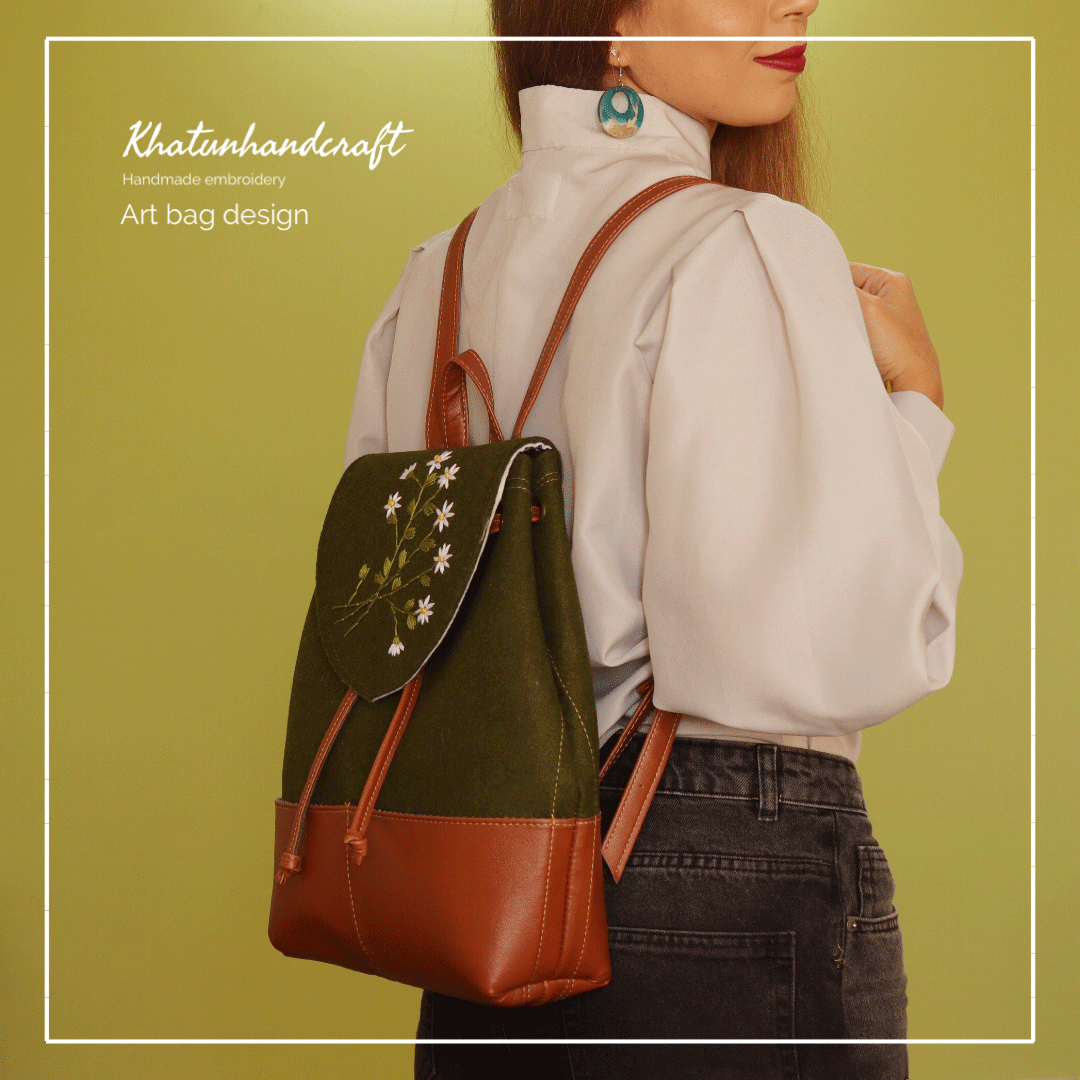 کوله‌پشتی آهنربایی گلدوزی بابونه