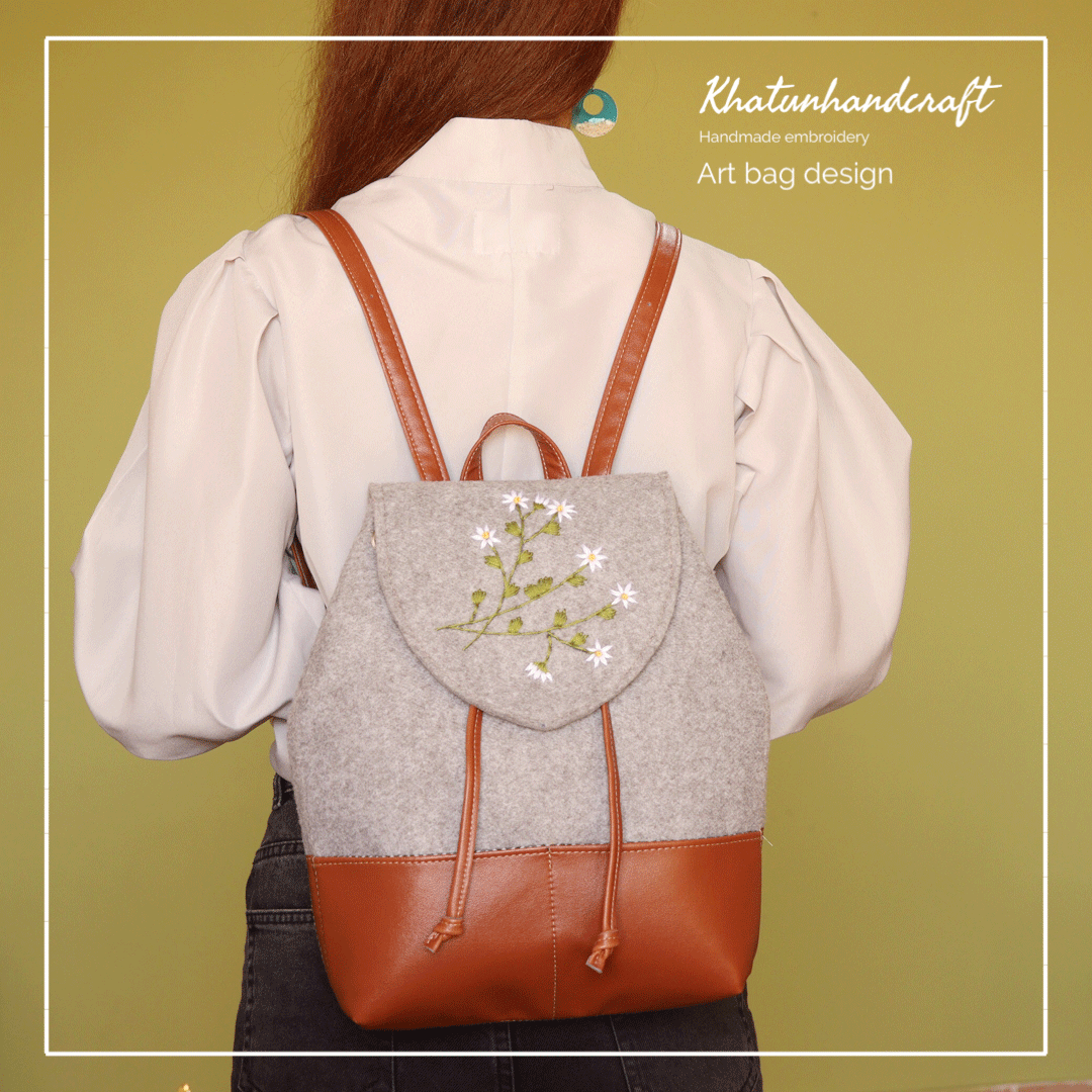 کوله‌پشتی آهنربایی گلدوزی بابونه