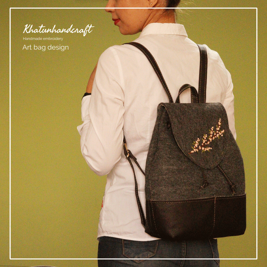 کوله‌پشتی آهنربایی طرح گلدوزی شکوفه