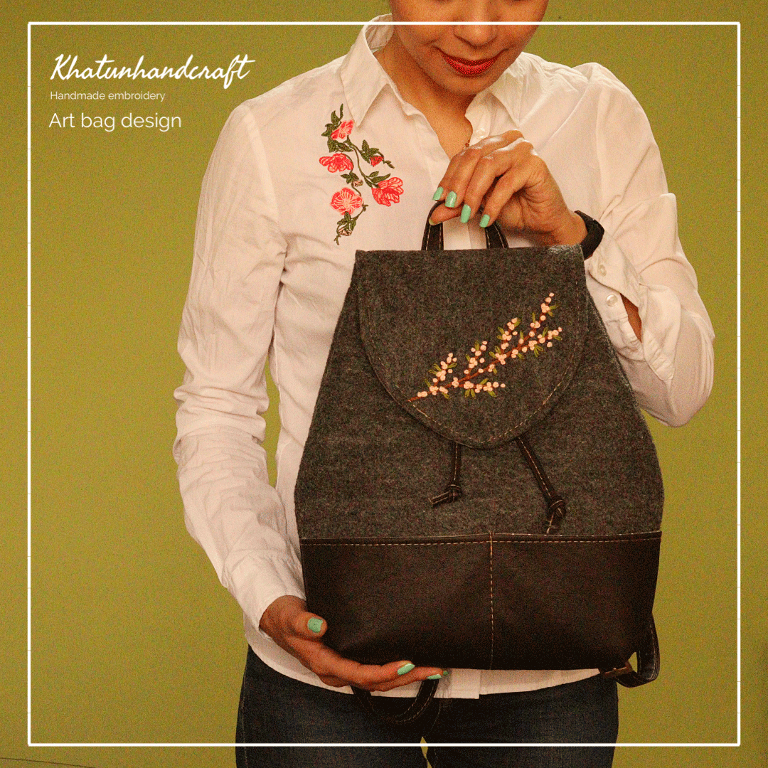 کوله‌پشتی آهنربایی طرح گلدوزی شکوفه