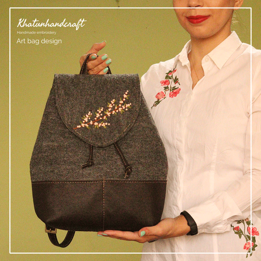 کوله‌پشتی آهنربایی طرح گلدوزی شکوفه