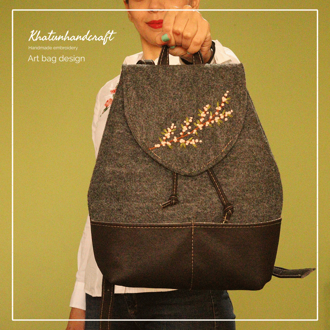 کوله‌پشتی آهنربایی طرح گلدوزی شکوفه