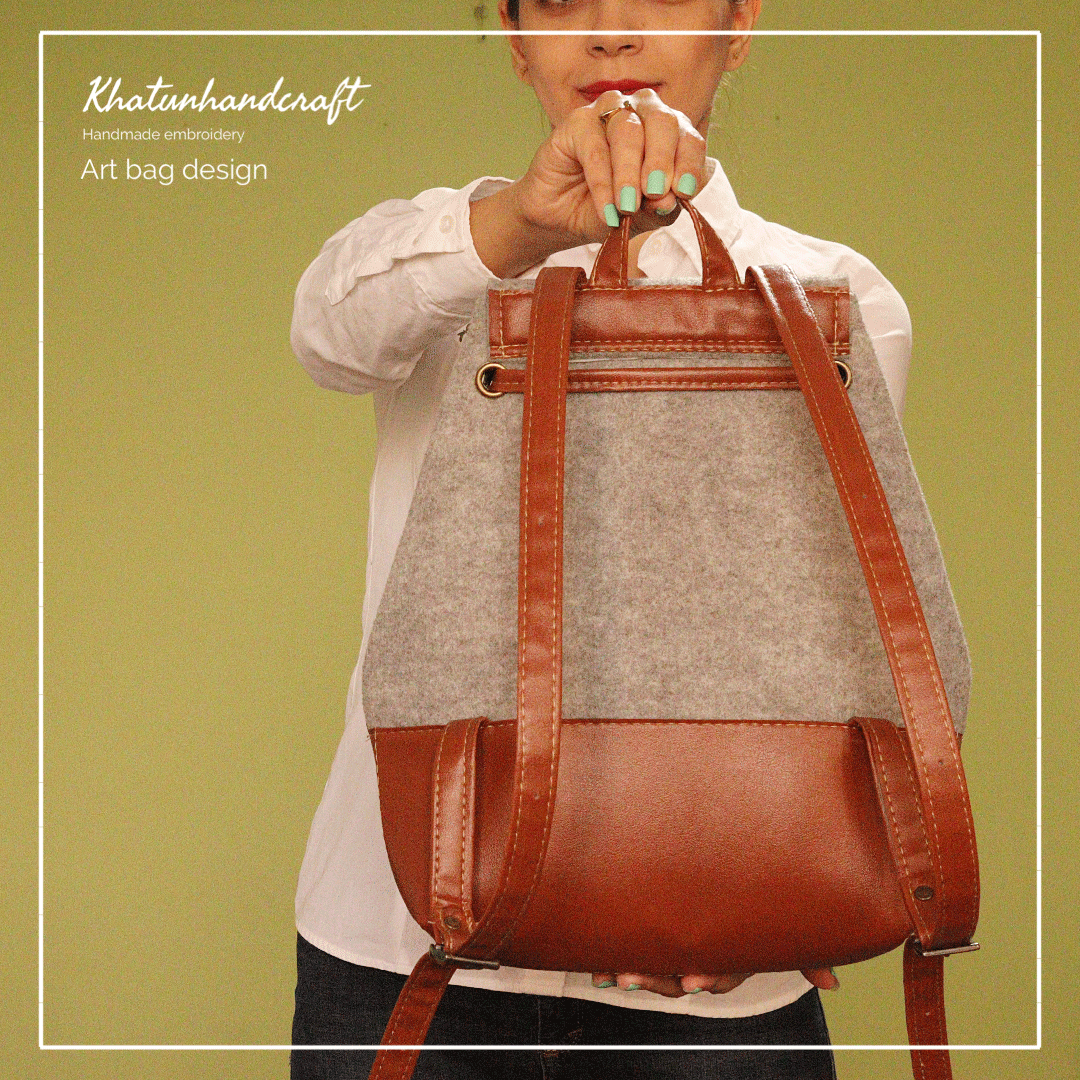 کوله‌پشتی آهنربایی طرح گلدوزی شکوفه