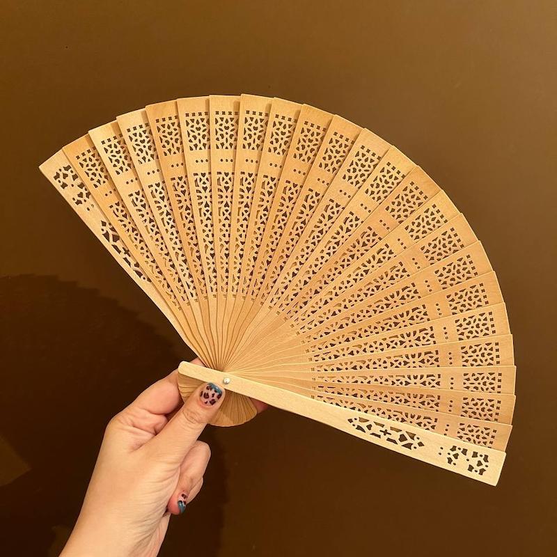 بادبزن چوبی عروس