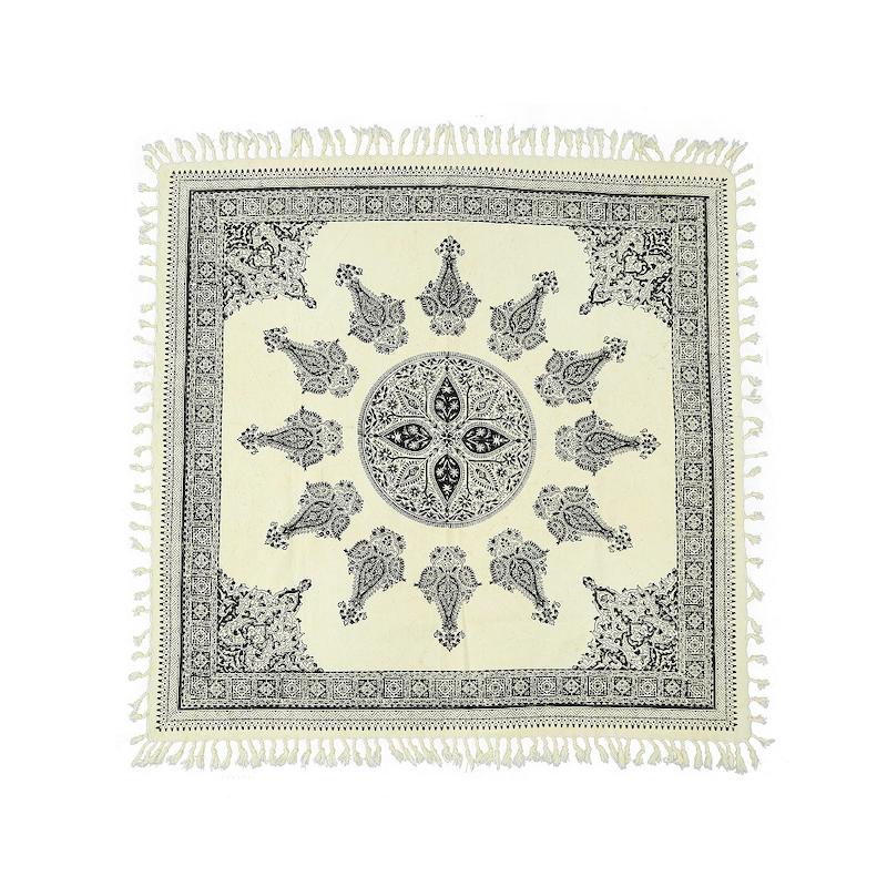 رومیزی متقال افسون