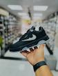 کفش اسپرت نایک مشکی با زیره طوسی سبک و نرم مناسب استفاده روزانه و استایل خیابانی | Nike