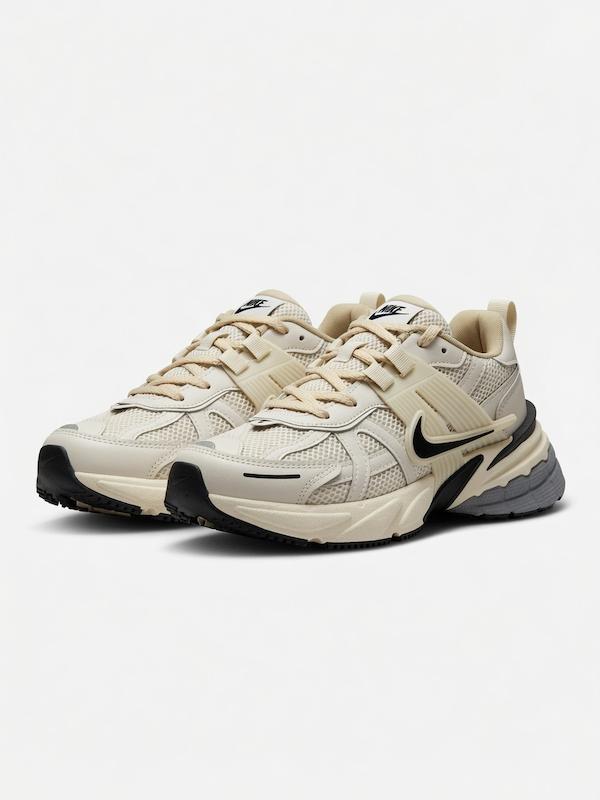 کفش اسپرت مردانه کرم V2K استایل ترند و شیک مناسب پیاده‌روی و روزمره |nike v2k