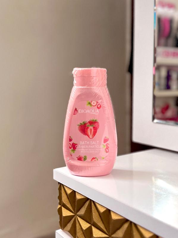 نمک بدن توت فرنگی