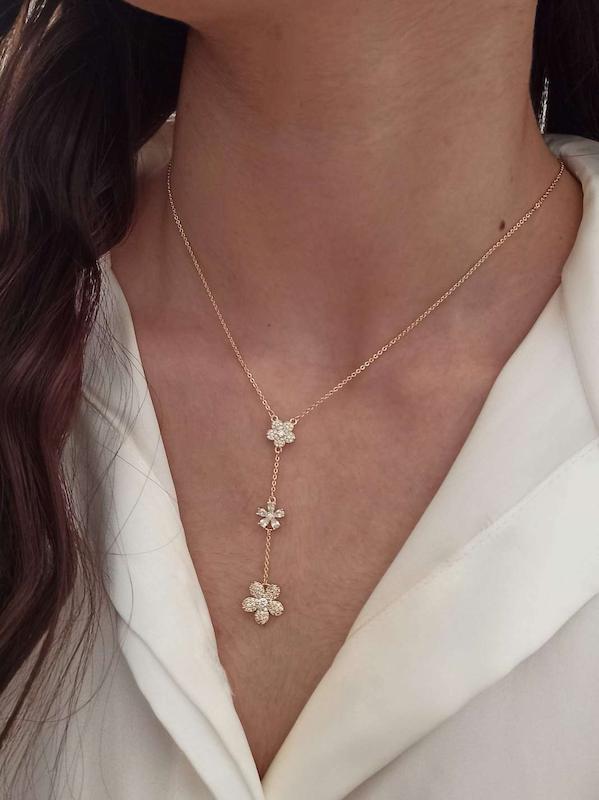 گردنبند سه گل 