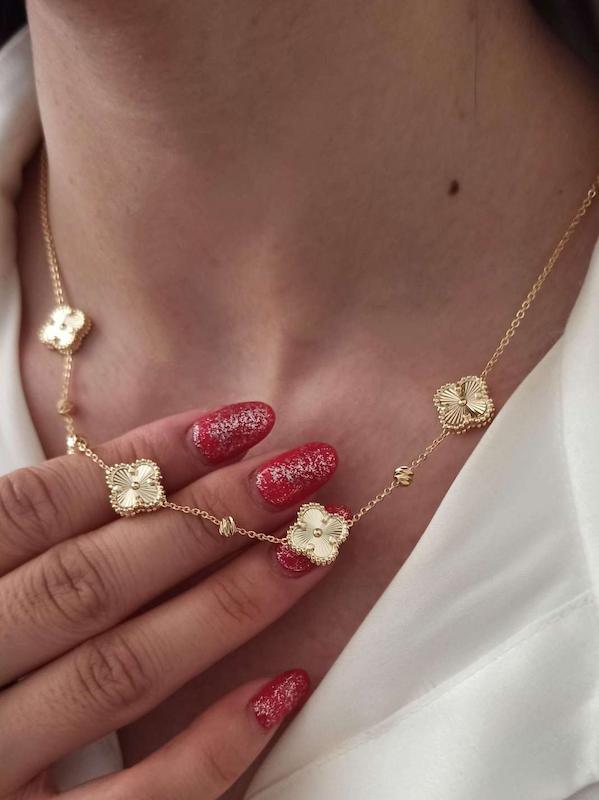 گردنبند گوی و ونکلیف 