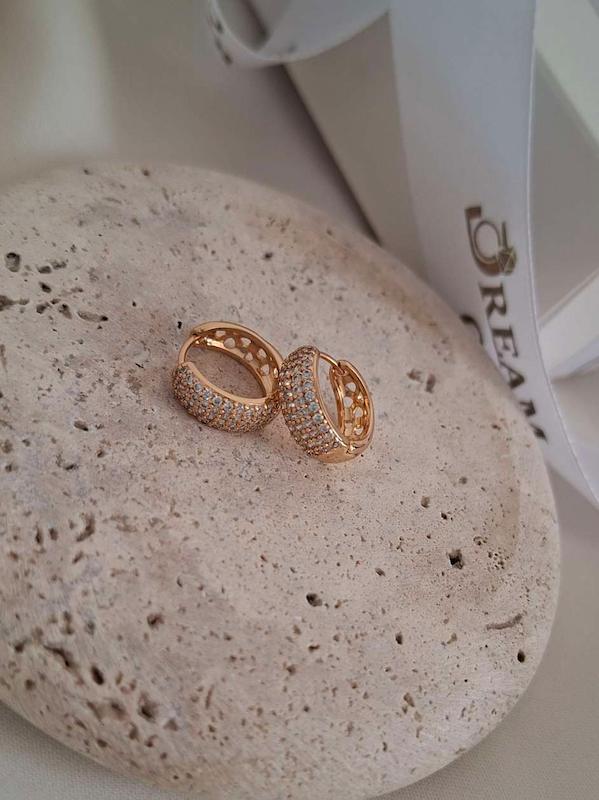 گوشواره حلقه ای فول نگین 