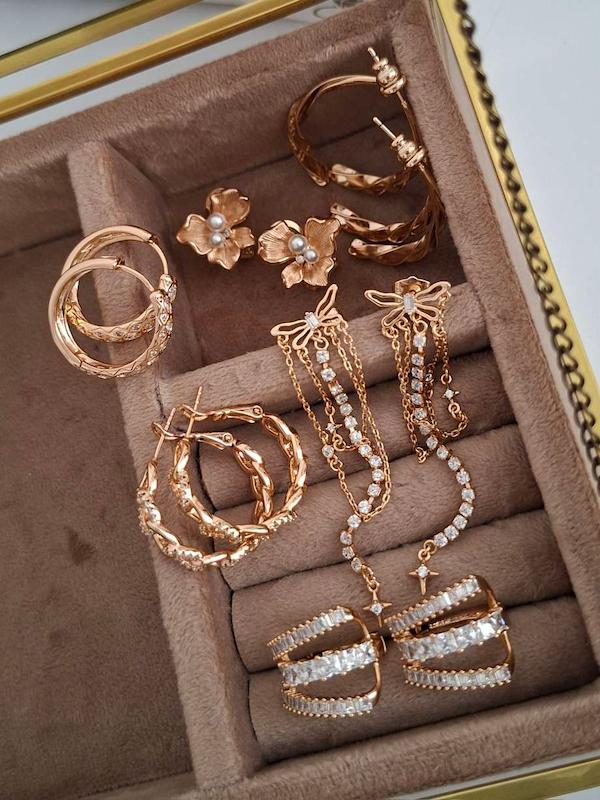 گوشواره حلقه ای نگین 