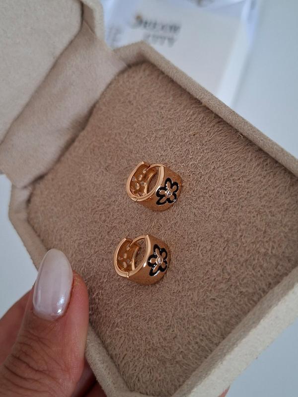 گوشواره حلقه ای  گل 
