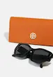 عینک مشکی برند Tory Burch