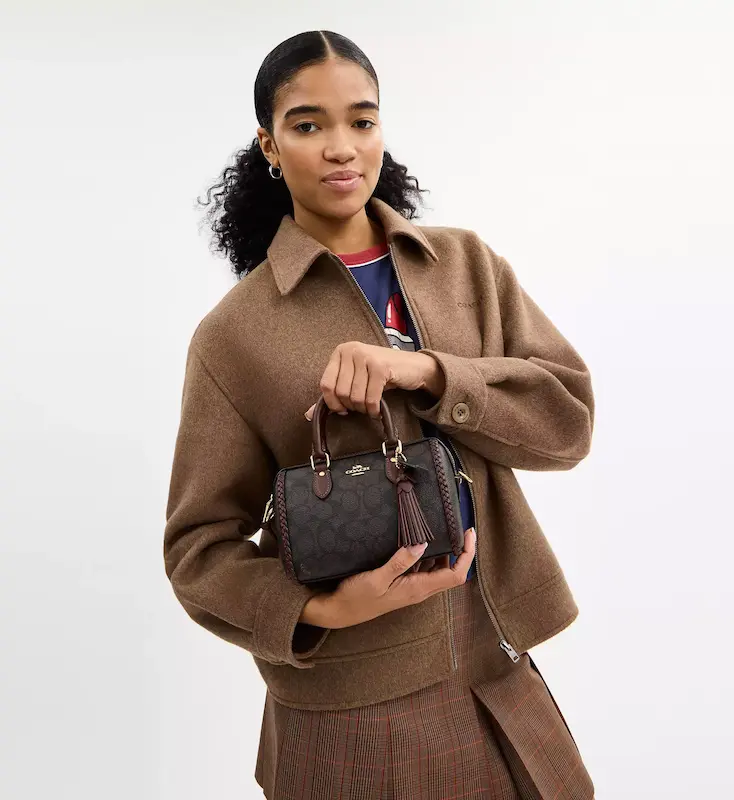 کراس بادی برند Coach