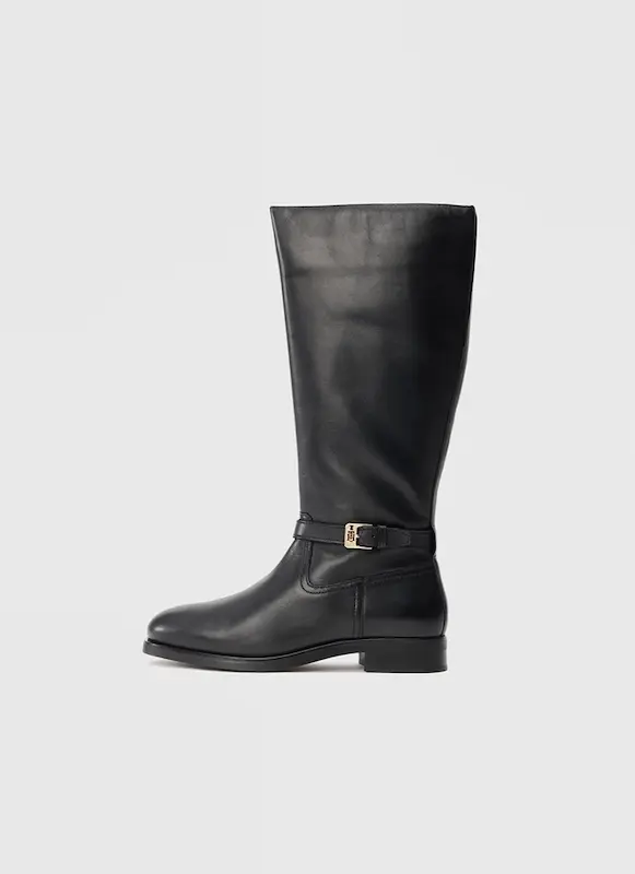 بوت برند Tommy Hilfiger