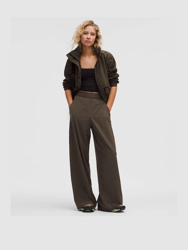 شلوار سبز زیتونی زنانه برند Lululemon - کد 1060