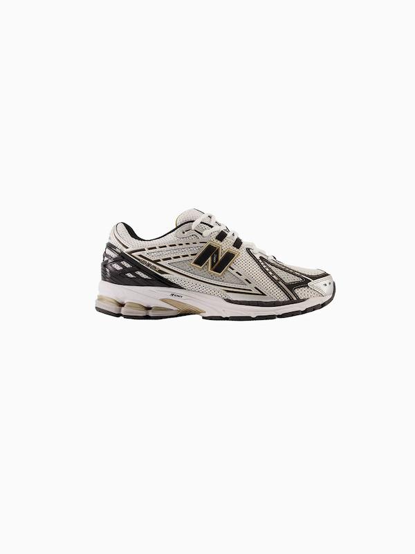 کتونی زنانه برند New Balance 