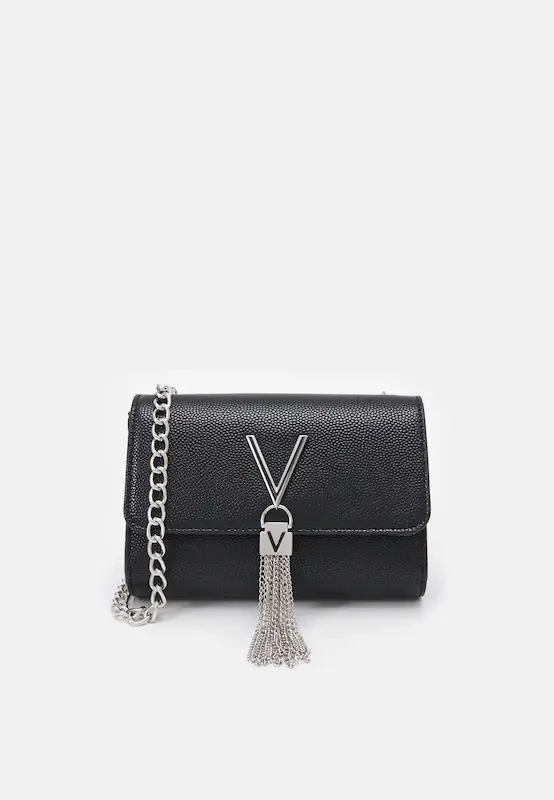 کیف Valentino
