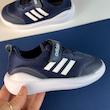 کتانی آدیداس بچگانه چسبی adidas