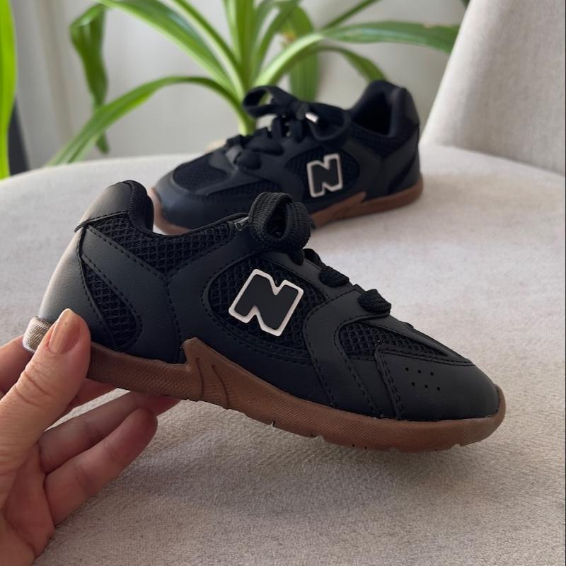 کتانی بچگانه نیو بالانس چسبی  New Balance