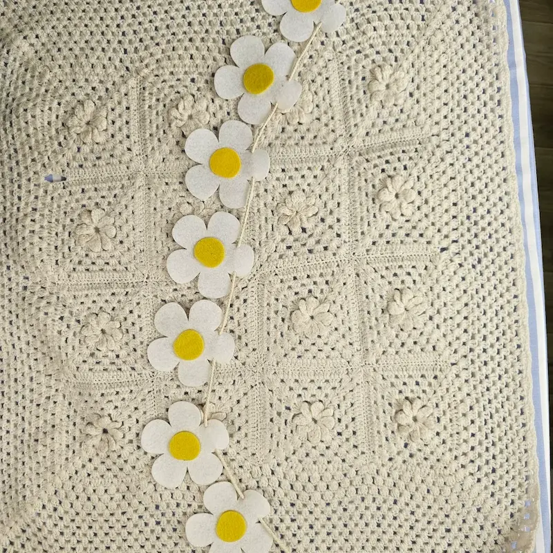 ریسه گل بابونه نمدی