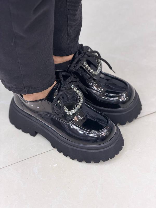 👟 کتونی لژدار نگین‌دار