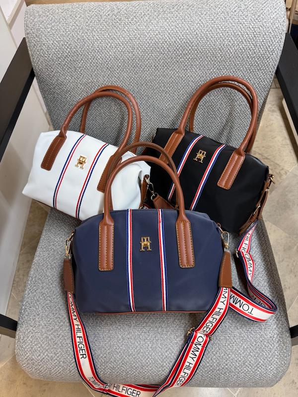 کیف صندوقی کیفیت مستر برند TOMY HILFIGER