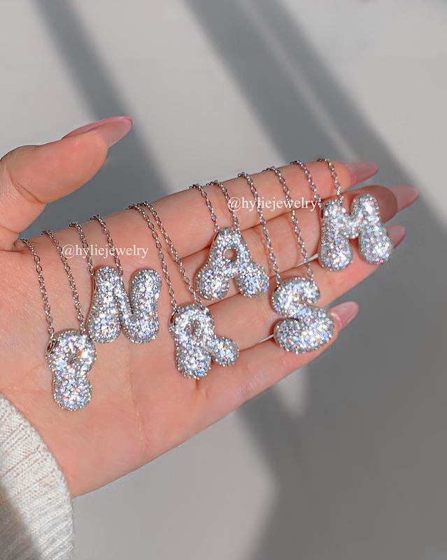 گردنبند حروف فول نگین ربکا