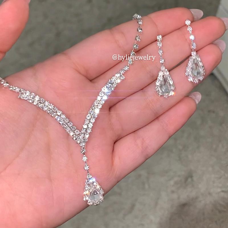 نیم ست جواهری اشکی