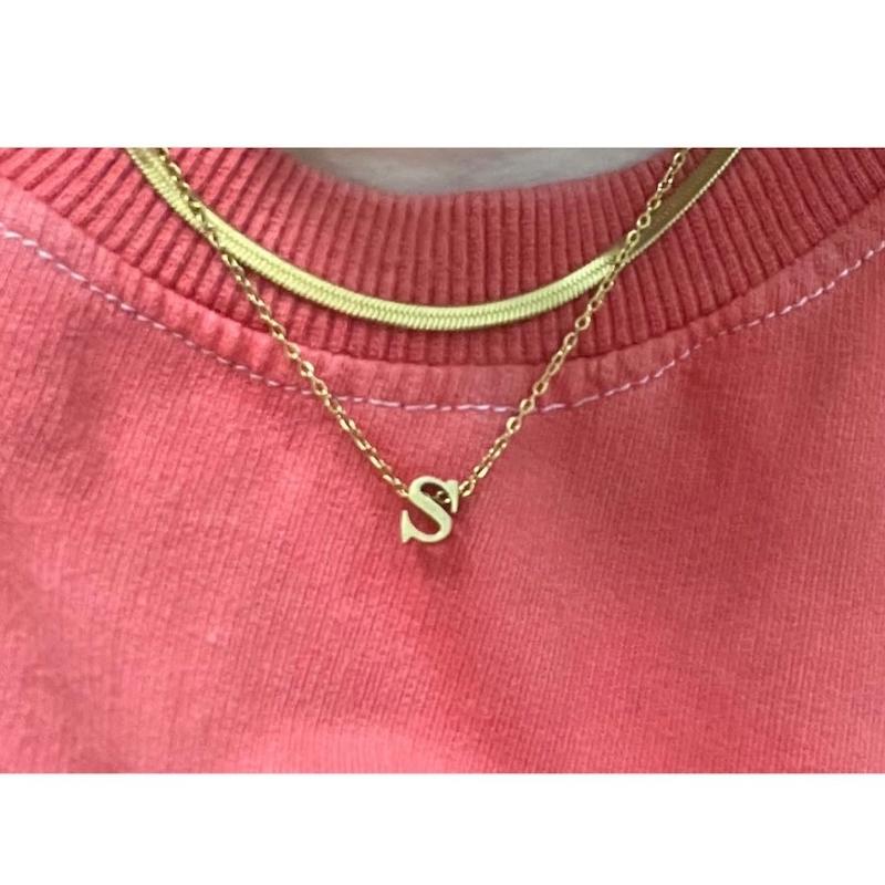 گردنبند حروف طرح طلا