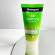اسکراب لیمو نوتروژینا | Neutrogena Lemon Face Scrub