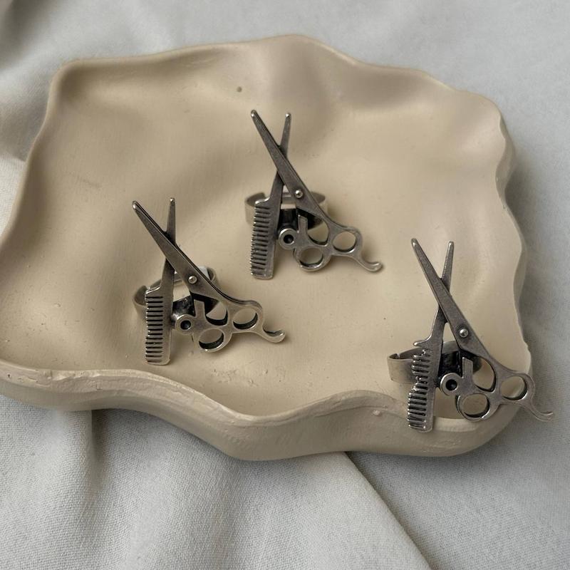 انگشتر قیچی کوتاهی