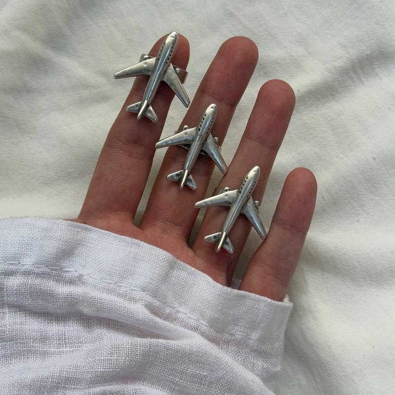 انگشتر ورشو هواپیما