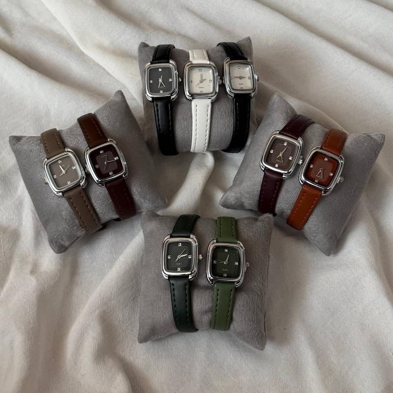 ساعت چرم مدل یک