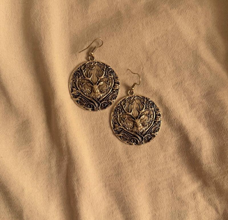 گوشواره ورشو‌ گوزن