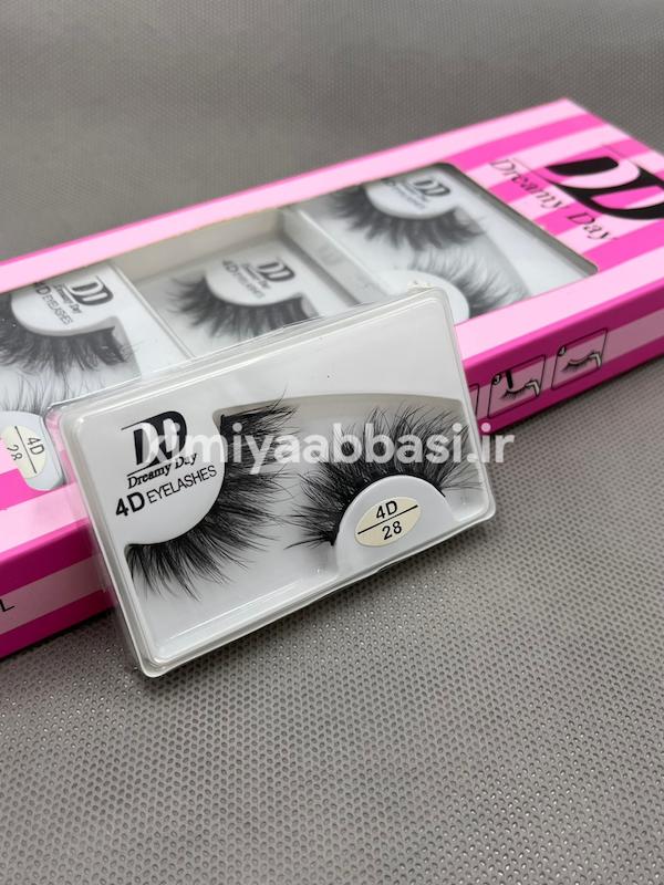 مژه تک جفتی دریمی دی کد 4D28